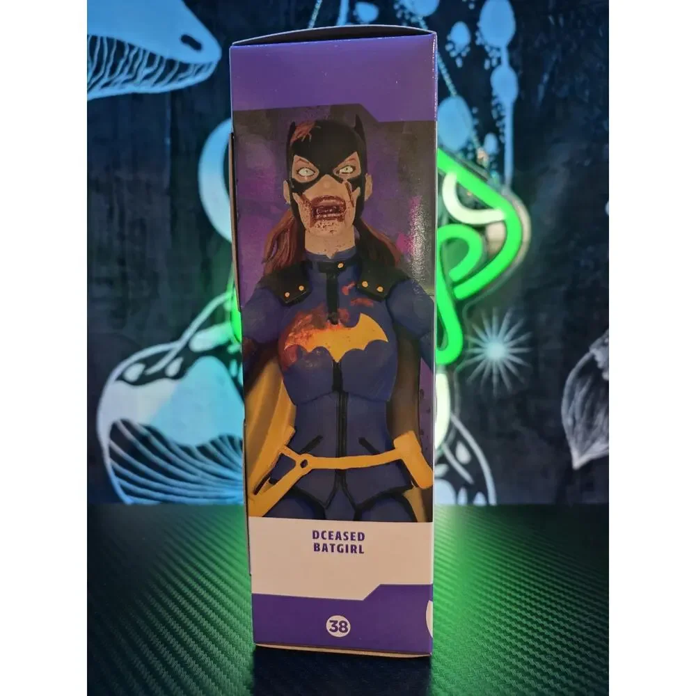 DC Direct DC Essentials DCeased 7” Batgirl 2019
